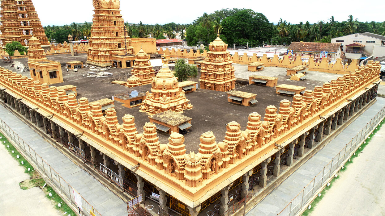 nanjundeshwaratemple3